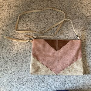 Style & Co | Faux Leather Kathren Shell Pink and Cream Crossbody Wristlet